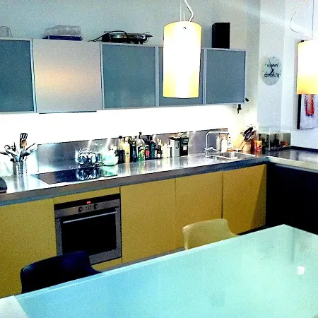 Modern Design Loft Apartment, Steps To Notre Dame * פריז