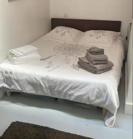 Modern Design Loft Apartment, Steps To Notre Dame * París
